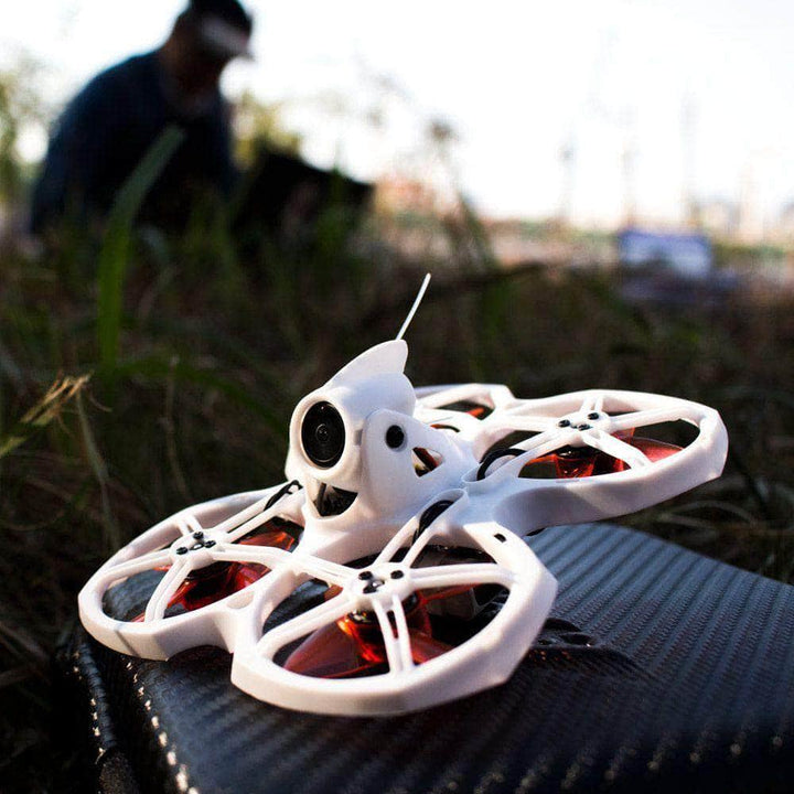 (PRÉCOMMANDE) Drone de course analogique EMAX BNF Tinyhawk II 1-2S avec Runcam Nano2