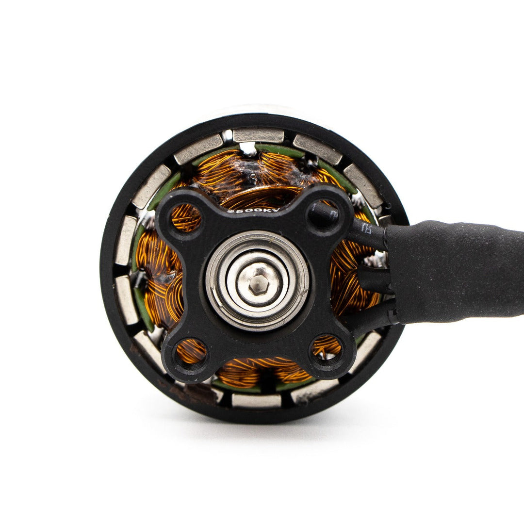 Moteur sans balais hautes performances EMAX Freestyle Spec FS 2208 2500 kv