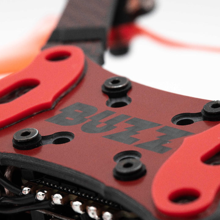 Avión de carreras EMAX BUZZ Freestyle BNF 2400kv 4s Frsky