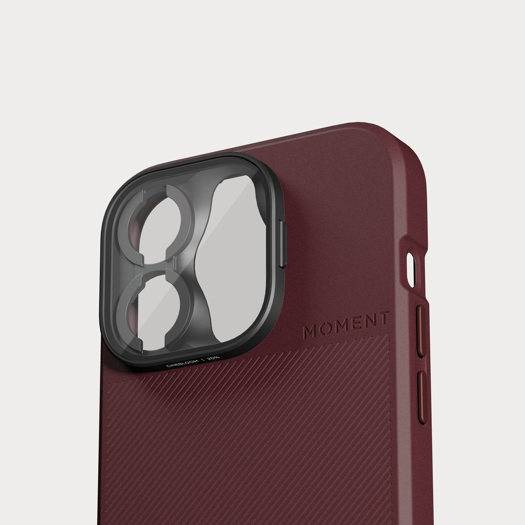 Moment CineBloom Snap-On Filter iPhone 15 Pro & 15 Pro Max