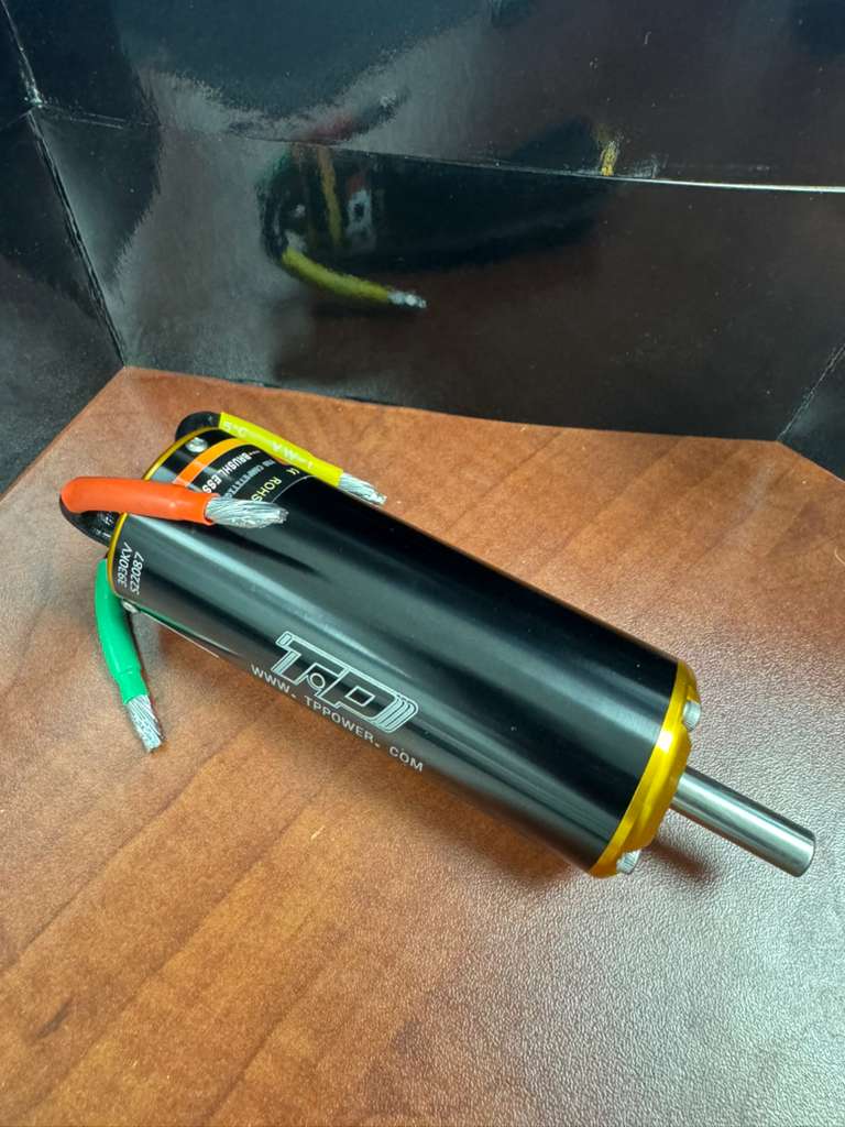 TP Power 4070CM 3200kv Brushless Motor 8MM ( UP TO 6s )